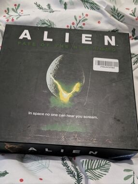 NEW ALIEN Fate of the Nostromo Collector Board game *BINI